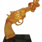 Crystal gun revised Kunst en Kadootjes