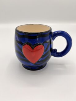 Mug bleu avec coeur rouge
