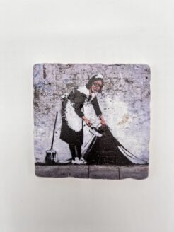 Banksy Tuile 'Sweep It Under the Carpet'
