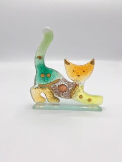 Petit chat couché - Automne