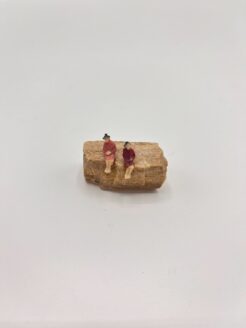 Figurine miniature « En conversation »