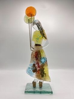 Fille de verre avec ballon - Hydra Lime