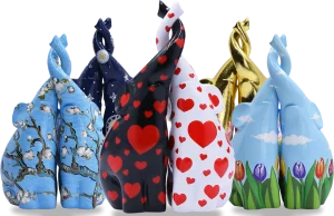ONE : couples d’éléphants aux trompes entrelacées